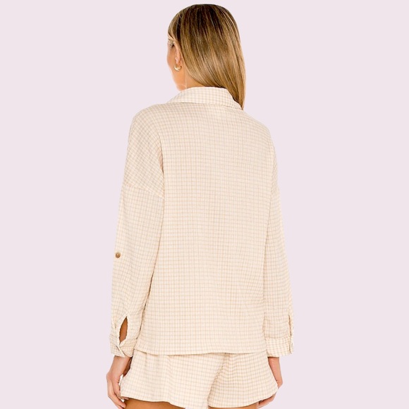 Line & Dot Taupe Delilah Blouse Size Small - Picture 3 of 5